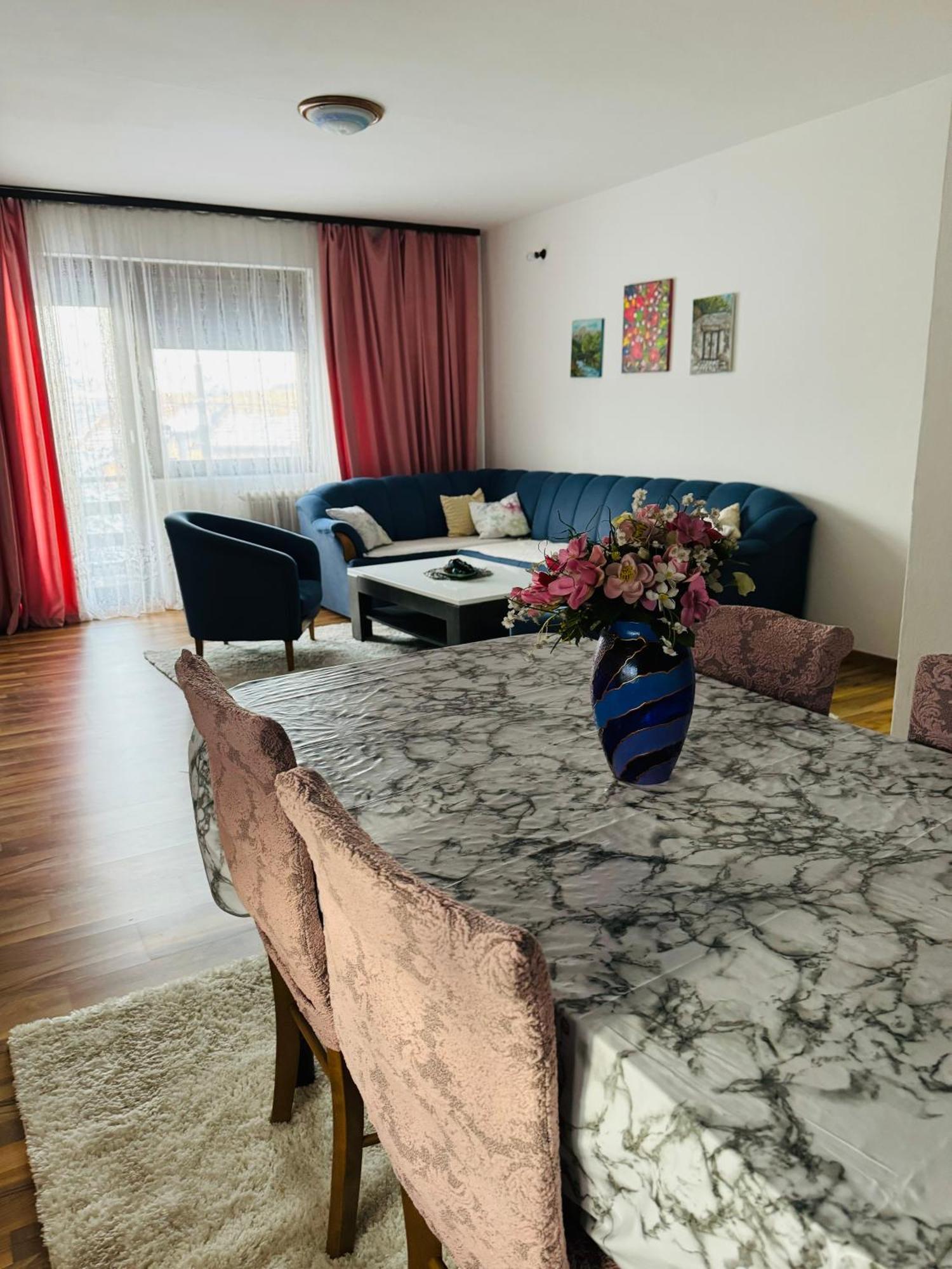 Apartment El&ma - 3 Bedroom Close To Center, Sunnyland With Balcony- Free Parking Sarajevo