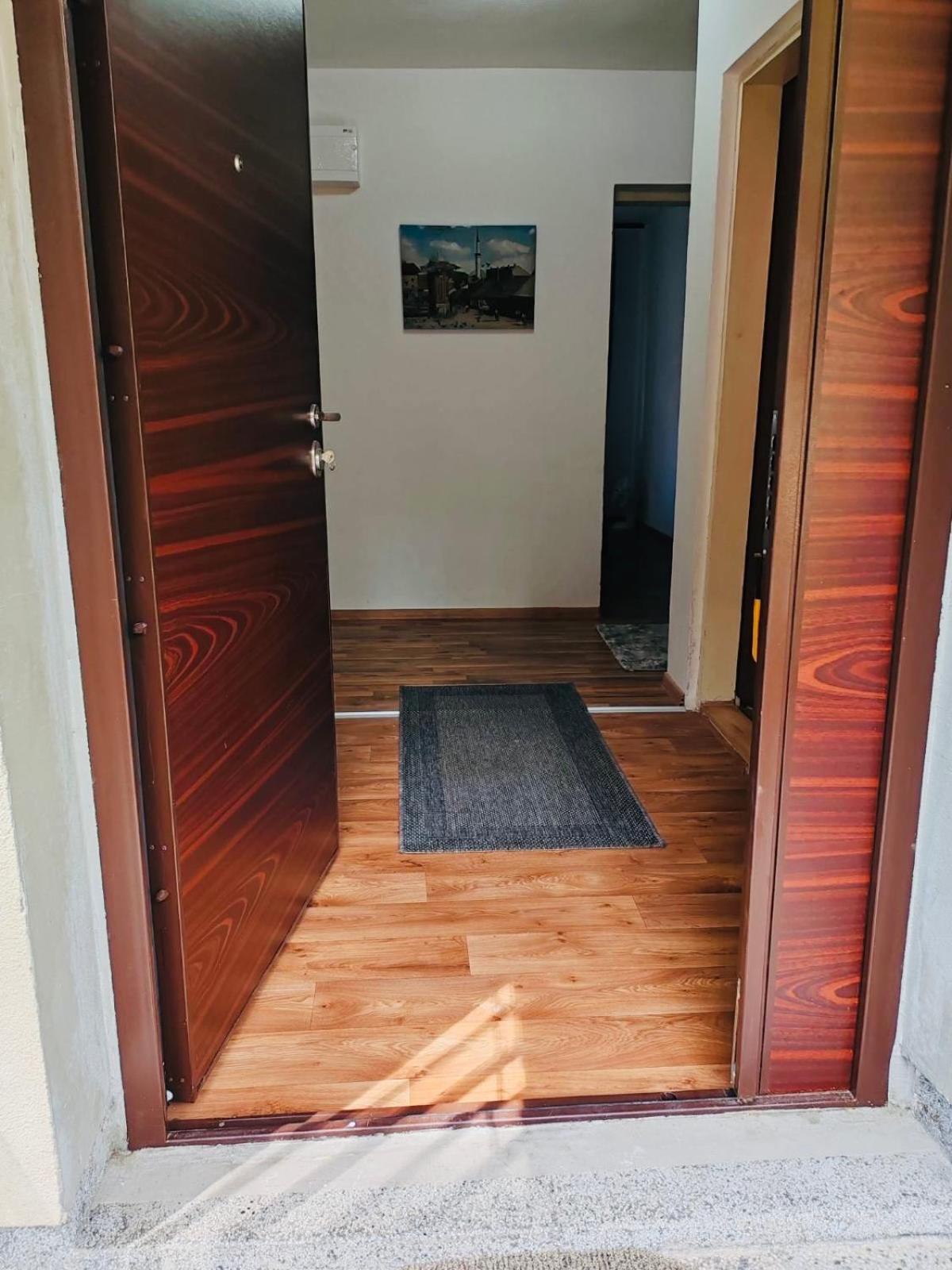 Apartment El&ma - 3 Bedroom Close To Center, Sunnyland With Balcony- Free Parking Sarajevo